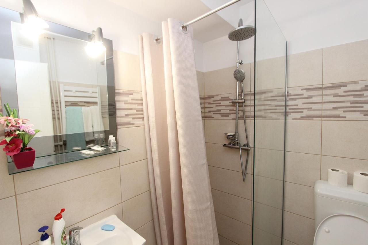 Apartamento Piata Sudului Host Bucarest Exterior foto